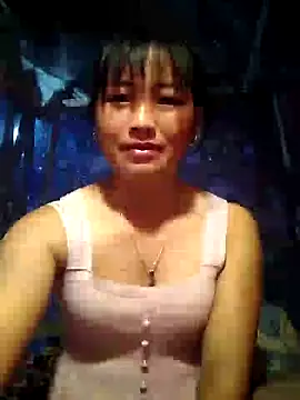 Snapshot of buddy-sexy chatting on 10/13/25, 01:11 buddy-sexy online show from 10/13/25, 01:11