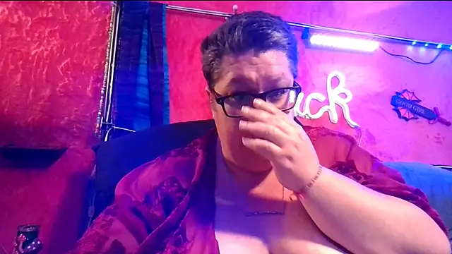 violentviolet68 online show from 06/09/26, 04:51