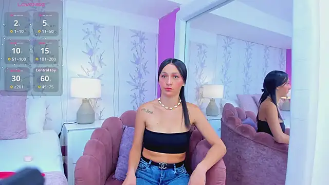 MarilynWild online show from 10/30/25, 02:51