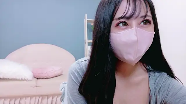 Snapshot of -Rukachi- chatting on 10/19/25, 10:38 -Rukachi- online show from 10/19/25, 10:38