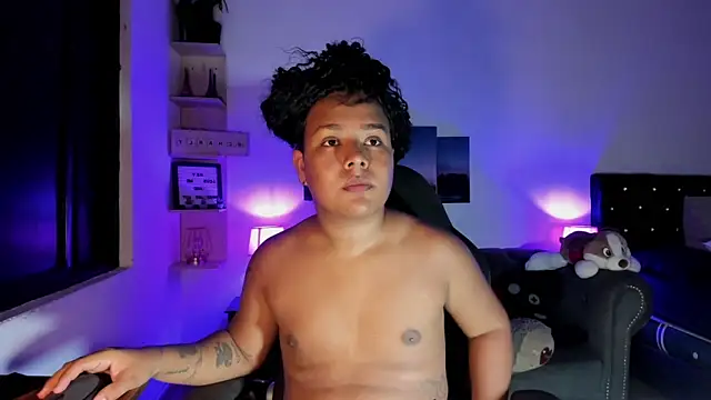 hot pleaser1   online show from 09/28/25, 03:01