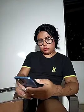 hot pleaser1   online show from 10/24/25, 12:19