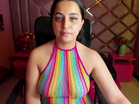 Snapshot of ValerySwett__ chatting on 10/05/25, 03:16 ValerySwett   online show from 10/05/25, 03:16