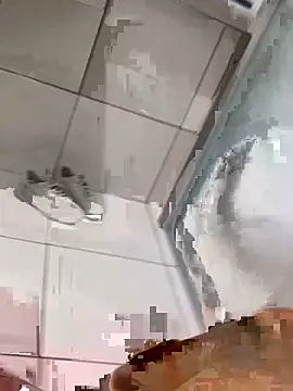 artzin2334 online show from 10/12/25, 09:58