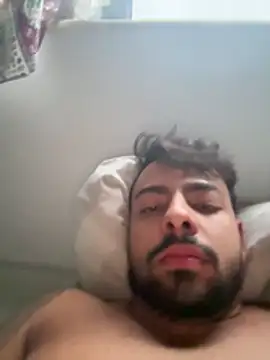 artzin2334 online show from 12/17/25, 08:09