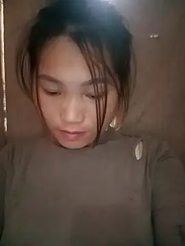 Snapshot of min-xinh chatting on 11/03/25, 04:36 min-xinh online show from 11/03/25, 04:36