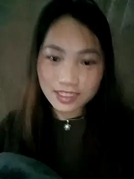 Snapshot of min-xinh chatting on 11/19/25, 10:43 min-xinh online show from 11/19/25, 10:43