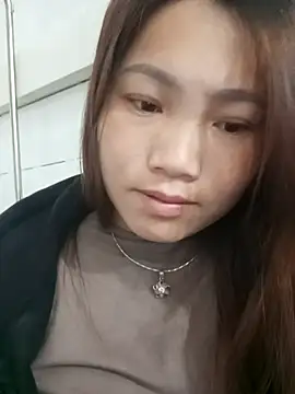 Snapshot of min-xinh chatting on 11/27/25, 10:01 min-xinh online show from 11/27/25, 10:01