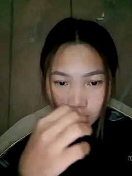 Snapshot of min-xinh chatting on 12/01/25, 03:17 min-xinh online show from 12/01/25, 03:17