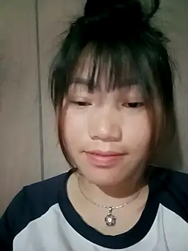 min-xinh online show from 04/30/26, 03:29