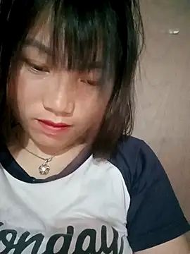 min-xinh online show from 05/06/26, 12:32