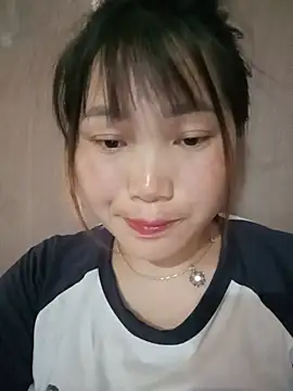 min-xinh online show from 05/18/26, 08:09