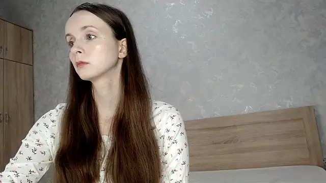 Snapshot of Yourplayfulspark chatting on 09/29/25, 04:06 Yourplayfulspark online show from 09/29/25, 04:06