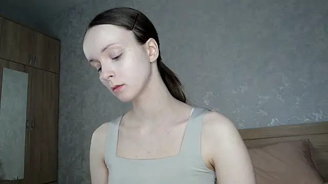 Snapshot of Yourplayfulspark chatting on 11/06/25, 12:55 Yourplayfulspark online show from 11/06/25, 12:55