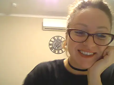 Sweet00Fox online show from 11/02/25, 05:26