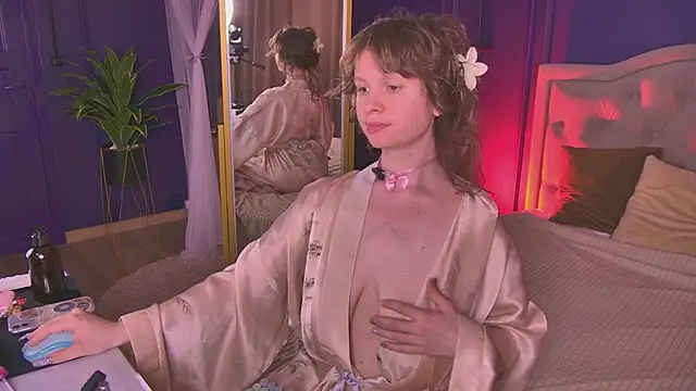 Lilly Stark online show from 06/09/26, 05:30