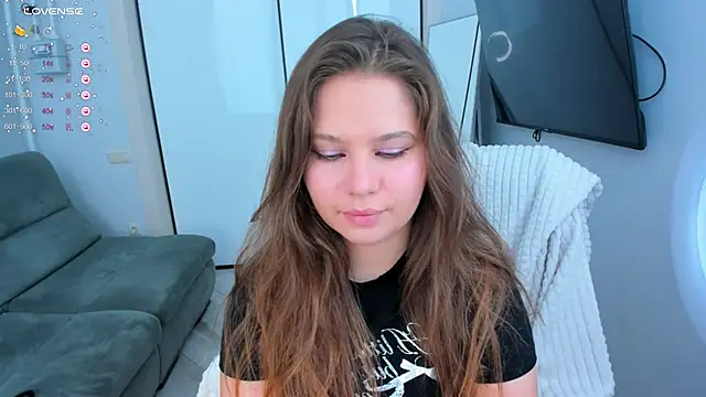 Eva Cheeky online show from 10/07/25, 05:37