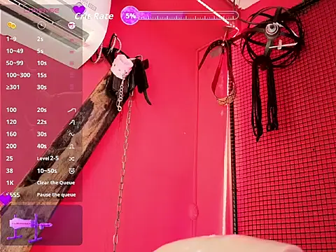 Snapshot of EVADANGERBDSM_ chatting on 10/04/25, 11:30 EVADANGERBDSM  online show from 10/04/25, 11:30