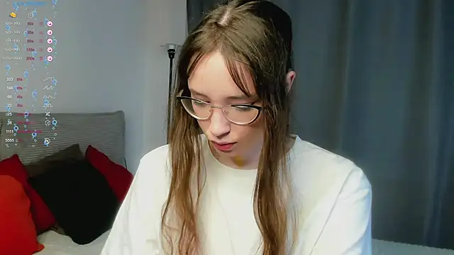 Snapshot of KinkySeraph chatting on 10/12/25, 01:32 KinkySeraph online show from 10/12/25, 01:32