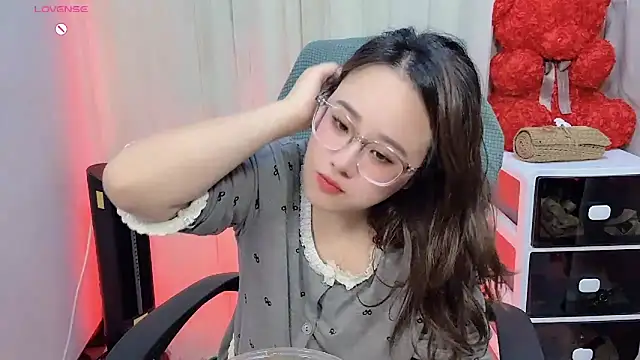 NEWONETO online show from 11/13/25, 03:33