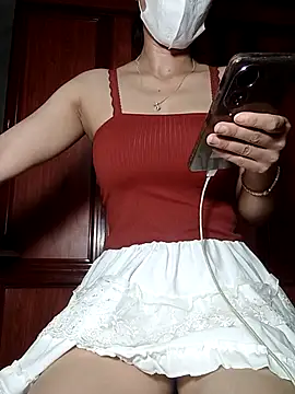 Snapshot of LenaCii chatting on 10/15/25, 06:46 LenaCii online show from 10/15/25, 06:46