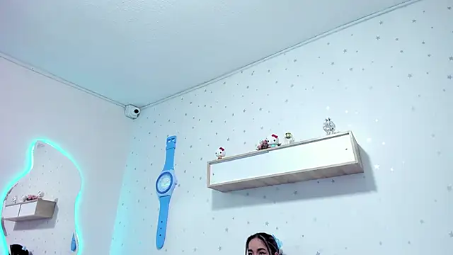 SamannthaOlsen online show from 10/07/25, 12:02