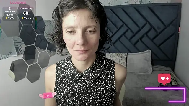 Valery More   online show from 12/22/25, 11:51