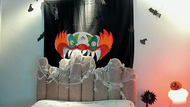 Daisy93  online show from 10/25/25, 12:23