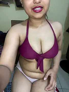 soniyaverma00 online show from 05/15/26, 08:27