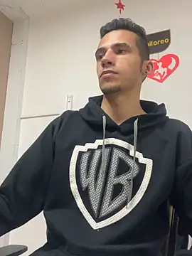 Snapshot of wiland_hot23 chatting on 09/26/25, 11:09 wiland hot23 online show from 09/26/25, 11:09