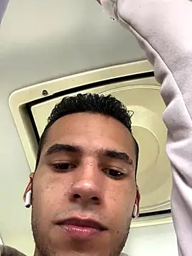 Snapshot of wiland_hot23 chatting on 09/30/25, 06:13 wiland hot23 online show from 09/30/25, 06:13