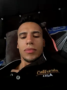 Snapshot of wiland_hot23 chatting on 10/07/25, 01:19 wiland hot23 online show from 10/07/25, 01:19