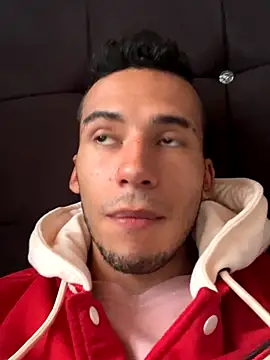 Snapshot of wiland_hot23 chatting on 10/19/25, 07:58 wiland hot23 online show from 10/19/25, 07:58