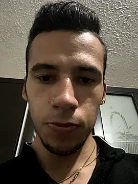 Snapshot of wiland_hot23 chatting on 11/08/25, 03:39 wiland hot23 online show from 11/08/25, 03:39