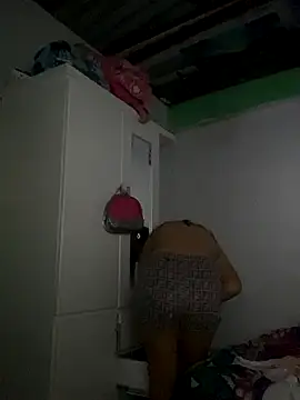 melissa milkk online show from 10/27/25, 04:38