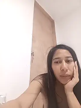 Snapshot of Amelia_Rivas chatting on 12/15/25, 11:14 Amelia Rivas online show from 12/15/25, 11:14