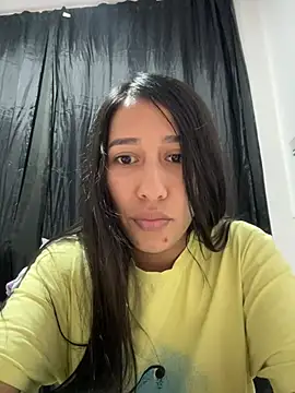 Amelia Rivas online show from 05/10/26, 02:17