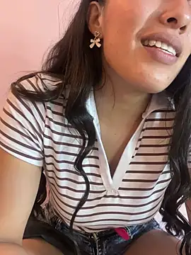 Amelia Rivas online show from 06/03/26, 06:57
