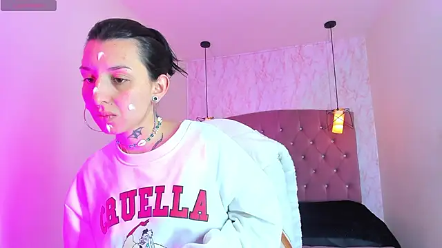 Iris  77 online show from 11/20/25, 11:21