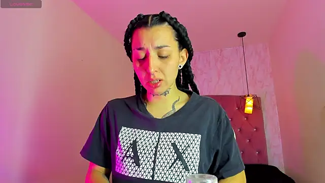 Iris  77 online show from 11/29/25, 01:36