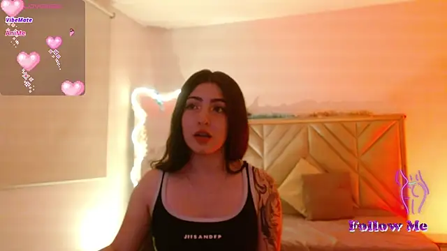 Snapshot of Ixchel_tay chatting on 12/05/25, 03:48 Ixchel tay online show from 12/05/25, 03:48