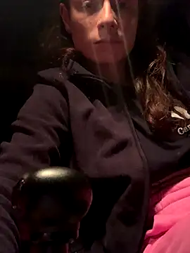 GoldenPussy1329 online show from 10/29/25, 07:26