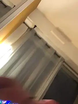 GoldenPussy1329 online show from 11/30/25, 06:23