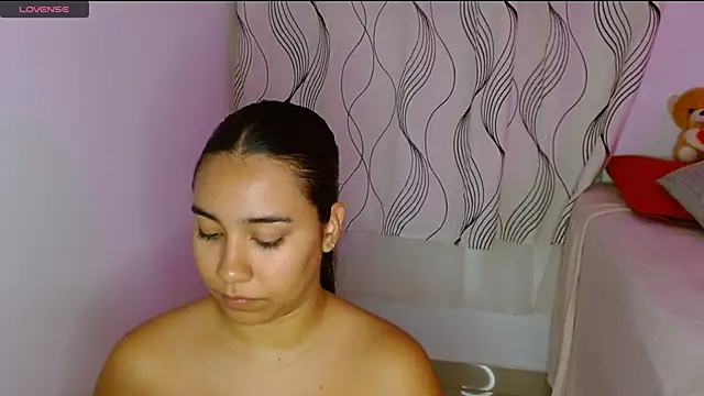 Sofi Booty07 online show from 10/16/25, 02:34