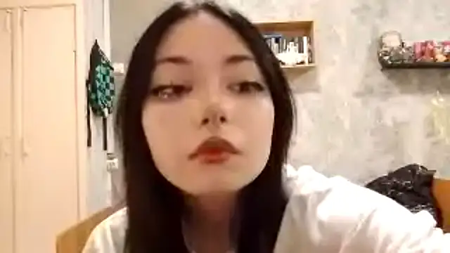 Beeping Creature online show from 11/01/25, 04:09