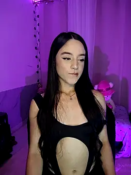 tamara vald online show from 10/04/25, 02:31