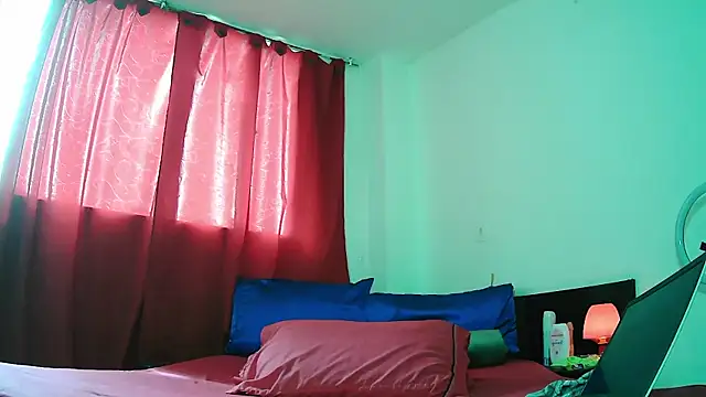 Snapshot of MissAsly chatting on 11/30/25, 03:16 MissAsly online show from 11/30/25, 03:16