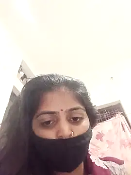 Snapshot of RANI_747 chatting on 10/25/25, 01:18 RANI 747 online show from 10/25/25, 01:18