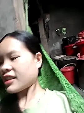 Snapshot of Tuelam_xx chatting on 10/07/25, 01:25 Tuelam xx online show from 10/07/25, 01:25