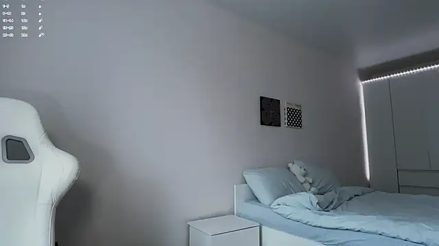 monnymoon online show from 11/07/25, 05:40